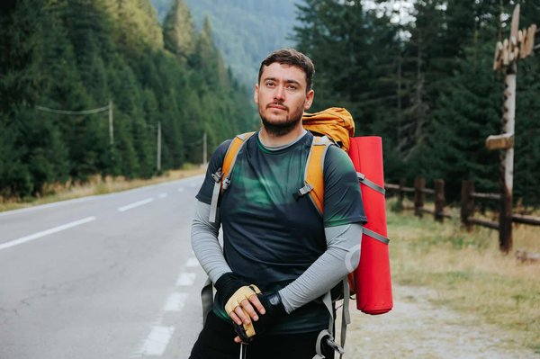 Comment préparer une expédition pour gravir le mont Kilimandjaro, Tanzanie : guides et itinéraires recommandés ?